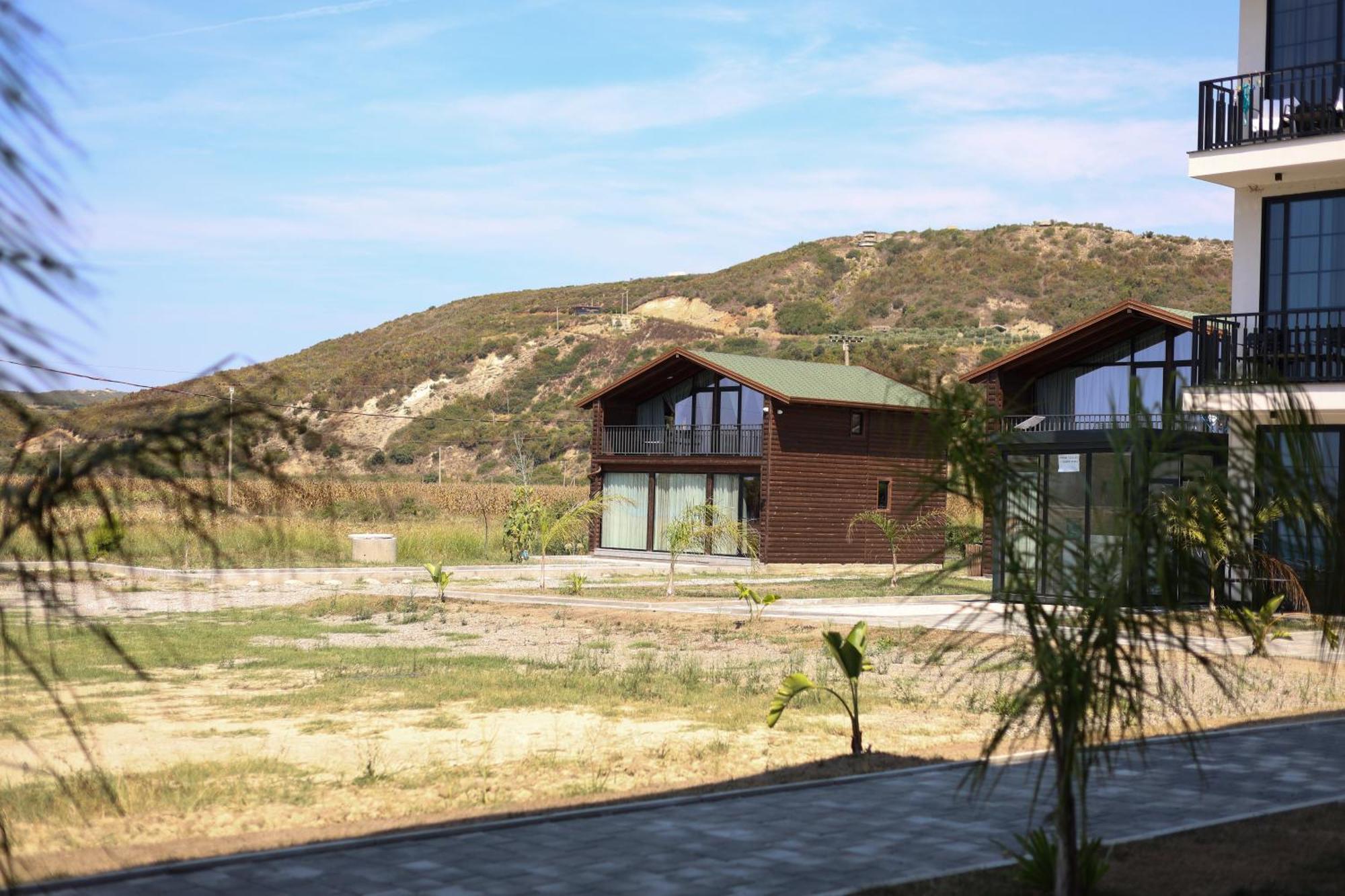 Posh Villa 1 Kavaje Luaran gambar